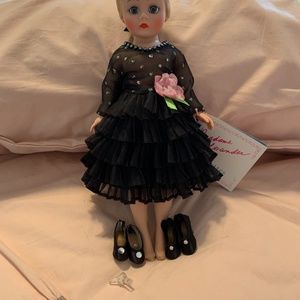 1988 MADAME ALEXANDER 8" Babette #1117.